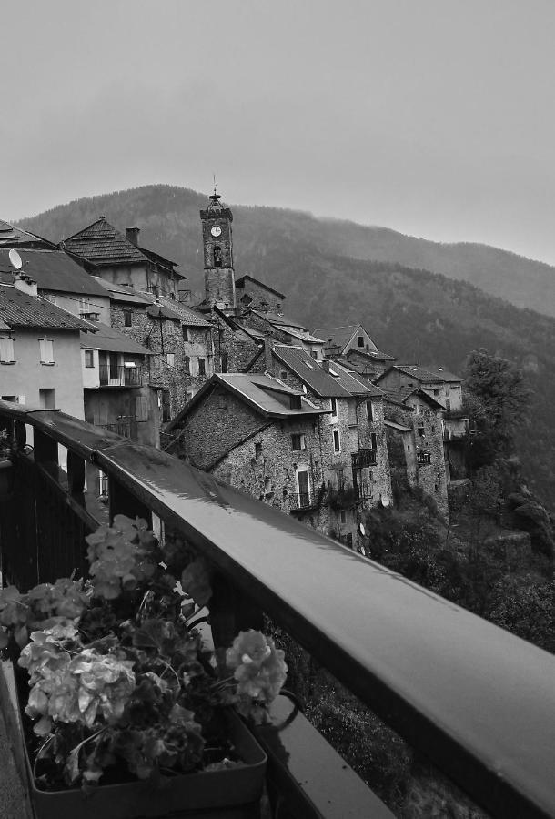 Villa Sur Un Petit Nuage à Roubion Extérieur photo